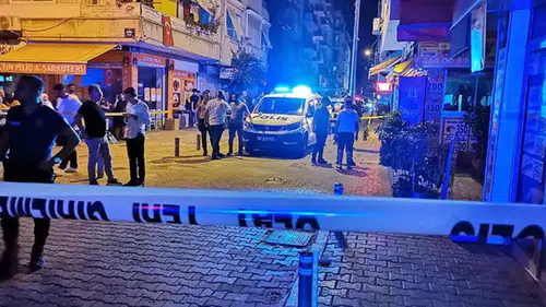 Sokak ortasında silahlı kavga: 5 yaralı, 3 gözaltı!