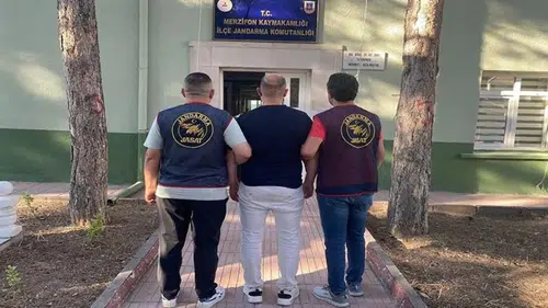 Kırmızı bültenle aranan şüpheli, yakalandı
