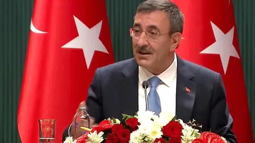 Cevdet Yılmaz açıkladı: Yıl sonu enflasyon tahmini yükseldi
