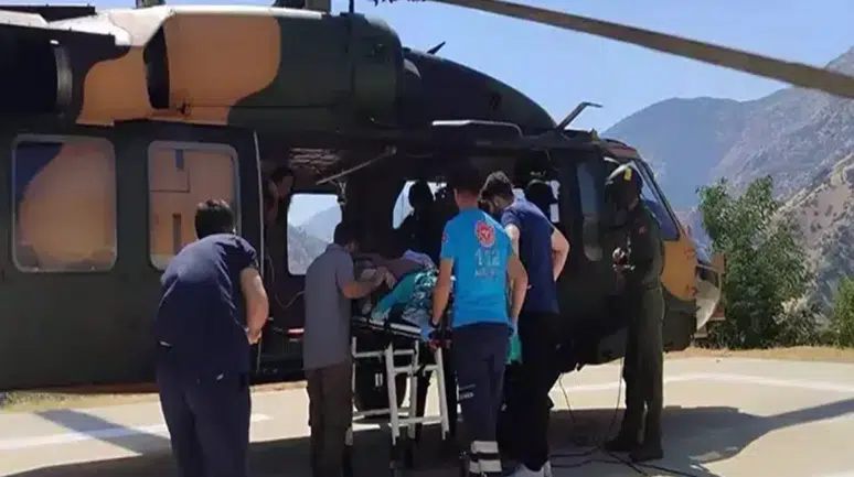 Hamile kadın, TSK helikopteri ile hastaneye ulaştırıldı