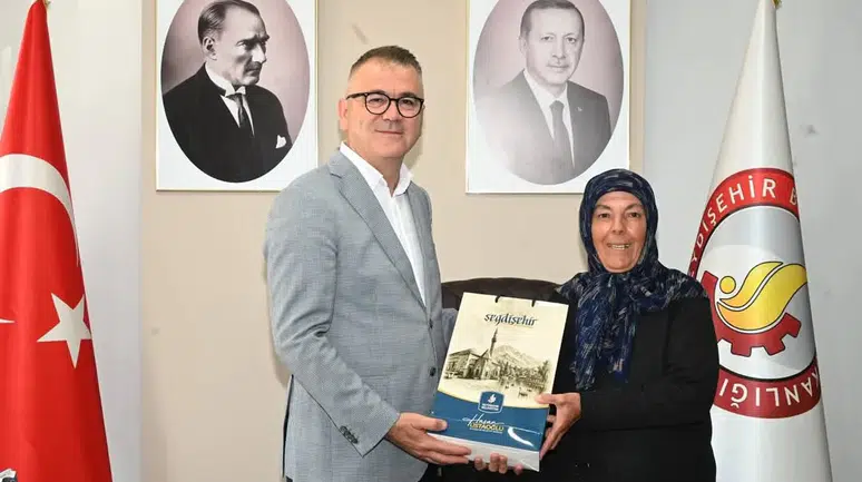 Konya'da örnek dayanışma: Kurban derileri DMD hastası miniğe bağışlandı!