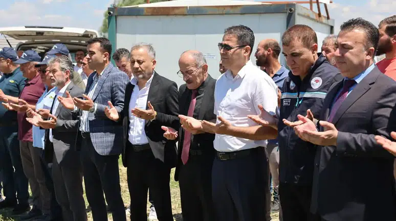 Beyşehir Gölü’nde av sezonu dualarla açıldı