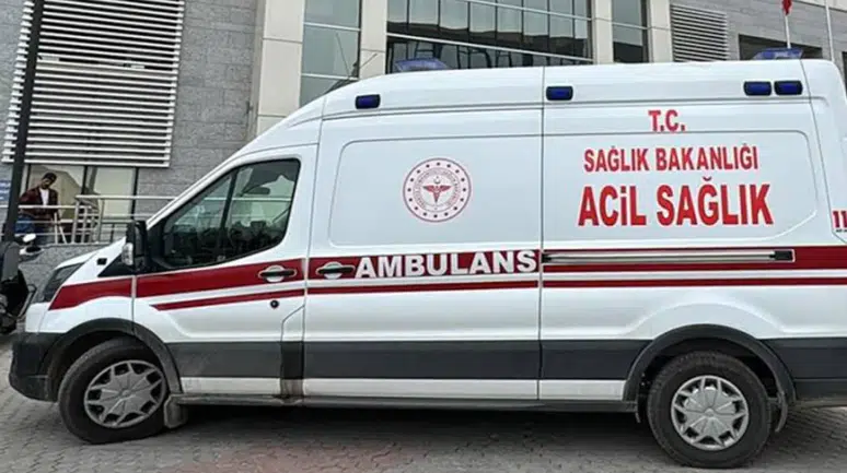 Tabancayla kazara kendini vuran kişi yaralandı