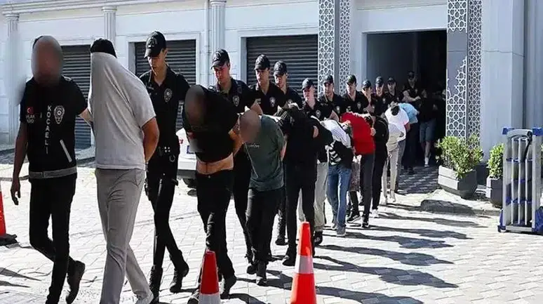 4 ilde fuhuş operasyonu: 14 tutuklama