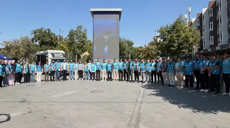AK Parti Konya gençliği Zafer Meydanı’nda sahaya indi!