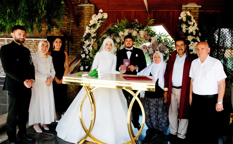 Ayşe ile Eray Mutluluğa ‘Evet’ Dediler