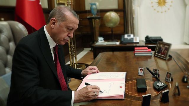 Erdoğan'dan 2021'in 'Mehmet Akif ve İstiklal Marşı Yılı' olarak kutlanmasına ilişkin genelge