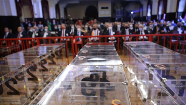 Galatasaray kongresinde oy verme başladı