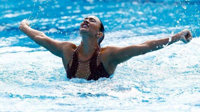 Su sporları şampiyonasında bayılan ABD'li yüzücü Anita Alvarez ölümden döndü