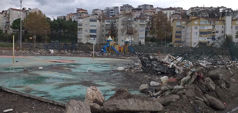 Zonguldak'ta birçok yapıda hasar oluştu