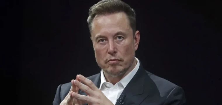 Elon Musk'a göre insanlığın önündeki en büyük risk