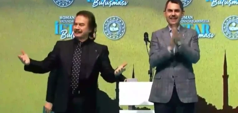 Murat Kurum ve Orhan Gencebay sahneye çıktı