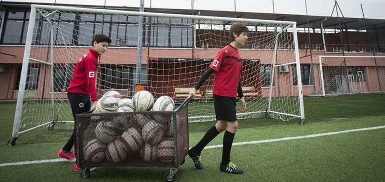Premier Lig'de top toplayıcı çocuklarla ilgili yeni düzenleme