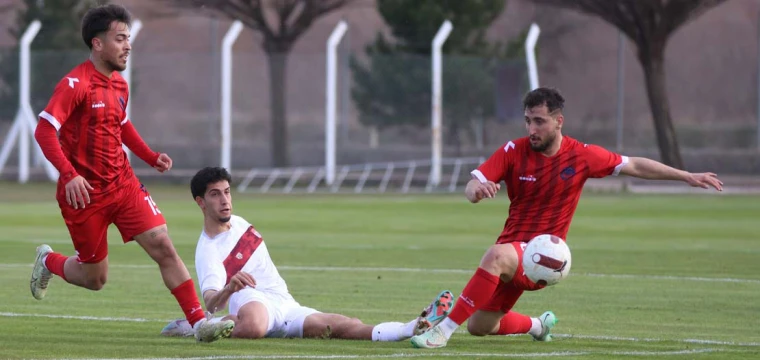 Sivasspor hazırlık maçını 3 golle kazandı