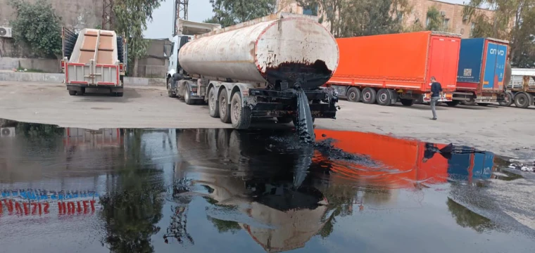 26 ton ham petrol sokaklara döküldü