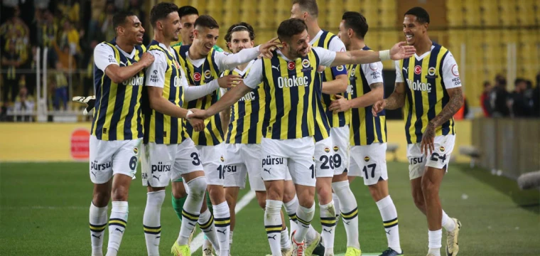 Fenerbahçe, Sivasspor'a konuk olacak
