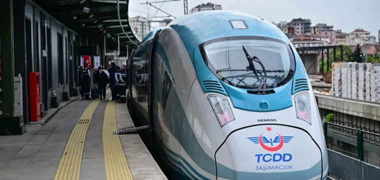 İstanbul-Sivas yüksek hızlı tren seferleri başladı