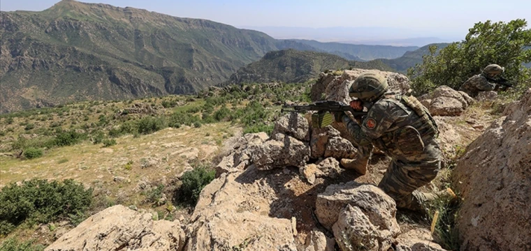 PKK'ya bir bir darbe vuruluyor: 17 terörist etkisiz