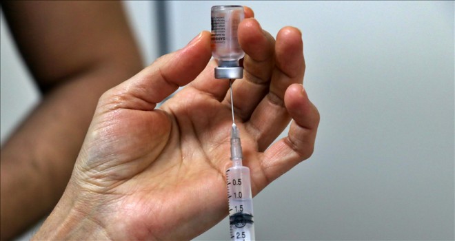 Kovid-19 aşısı salgınla mücadele eden sağlıkçılara güç verdi