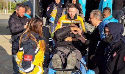 Gazze'den 61 hasta daha Türkiye'ye getirildi