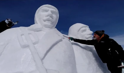 Kardan heykelleri yapılıyor