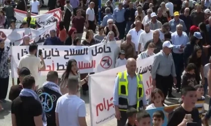 Filistinliler, İsrail işgaline karşı "Toprak Günü" yürüyüşü düzenledi