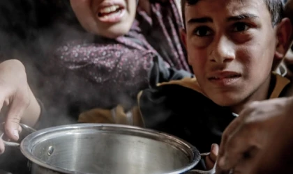 Gazze'de açlık ve susuzluk had safhada