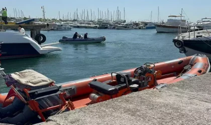 Deniz taksi ile kano çarpıştı : 2 kadın yaralı