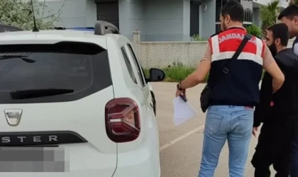 İzmir'de DEAŞ operasyonunda 11 şüpheli yakalandı