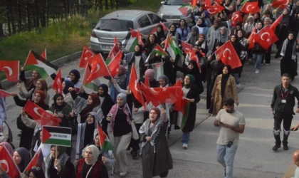 Hacettepeliler Filistin'e destek yürüyüşü düzenledi