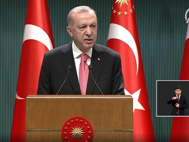 Cumhurbaşkanı Erdoğan: 163 milyar liralık mevduat kur korumalı sisteme geçti