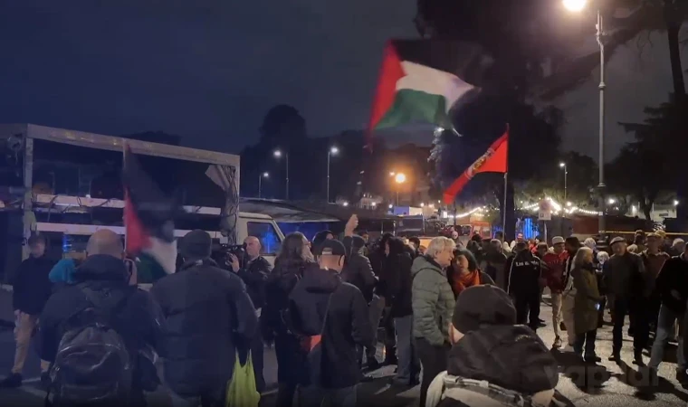 İtalya'da Filistin'e destek mitingi yapıldı