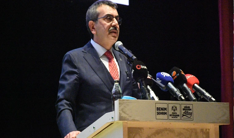 Bakan Tekin, Konya'da Tahir Büyükkörükçü'yü anma programına katıldı