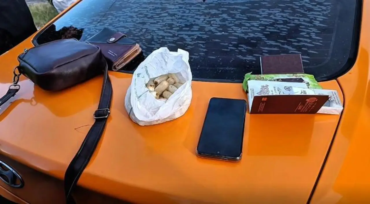 İranlı şüphelinin mide ve bağırsağından uyuşturucu çıktı