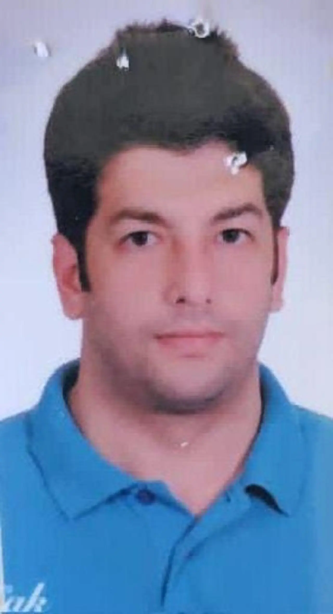 Kayıp olarak aranan öğretmen, devrilen kamyonette ölü bulundu