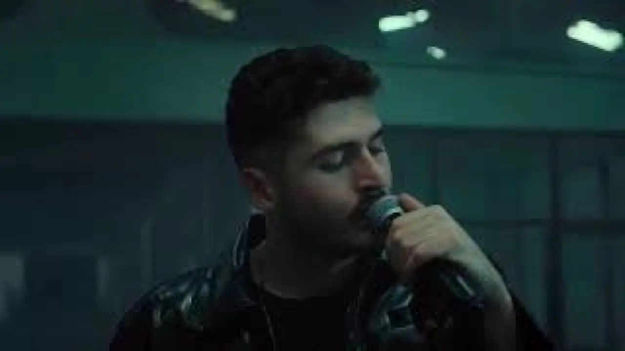 BLOK3 - SEVMEYİ DENEMEDİN (Official Music Video) - YouTube