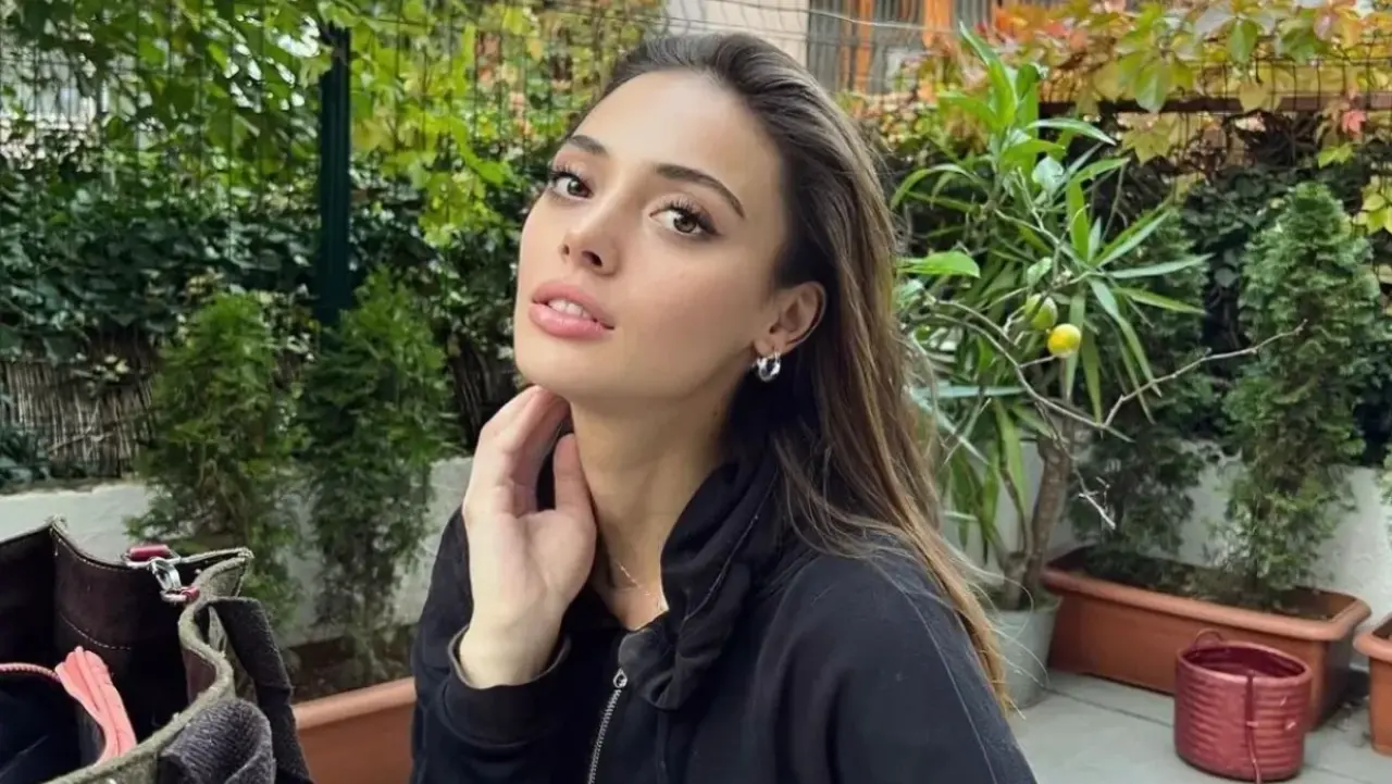 Rabia Soytürk'ün Şaşırtan Değişimi! Soytürk'ten estetik iddialarına cevap »  Mavi Kadın