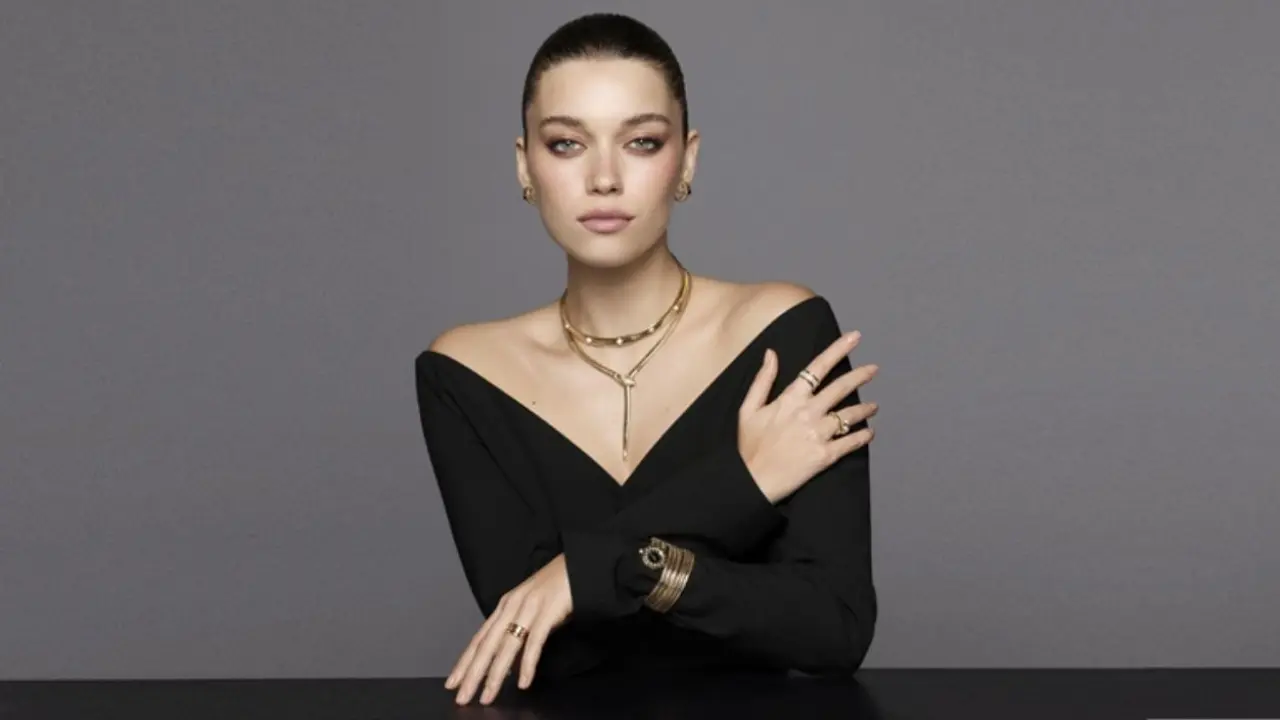 Bvlgari Türkiye'nin yeni marka elçisi Afra Saraçoğlu oldu - MediaCat