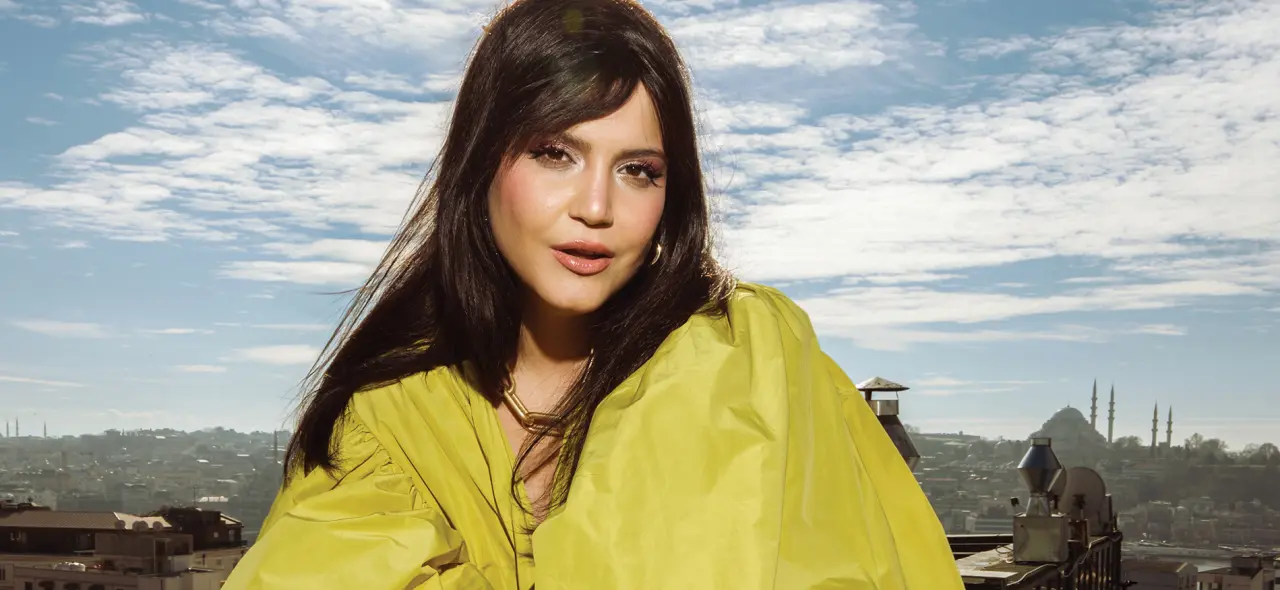 Feyza Civelek - MAG | Özgün İçerik Sunan, Yüzde Yüz Türk Dergisi