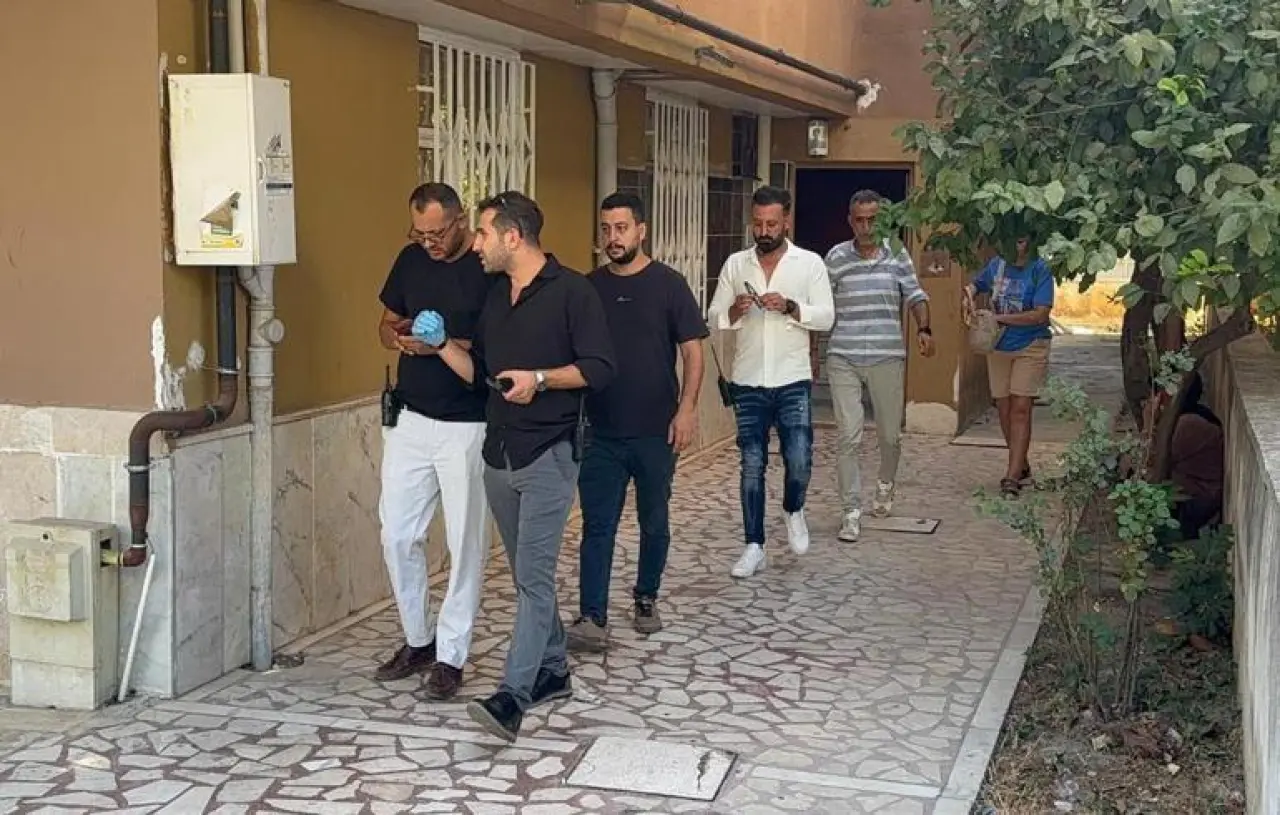 Ölen babasıyla 3 gün aynı evde kaldı