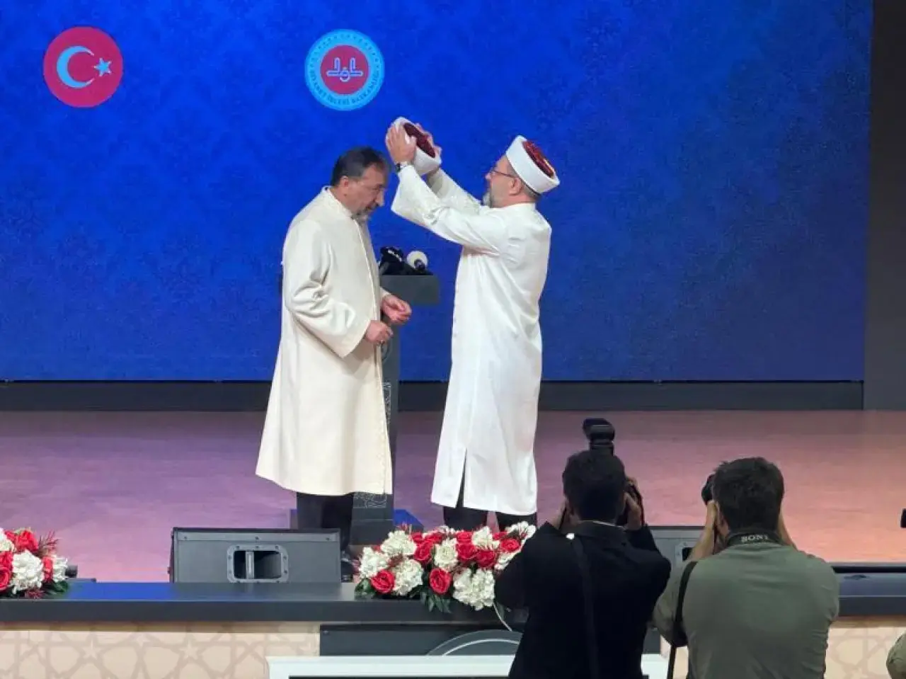 Diyanet İşleri Başkanı Arpaguş, görevi Erbaştan devraldı
