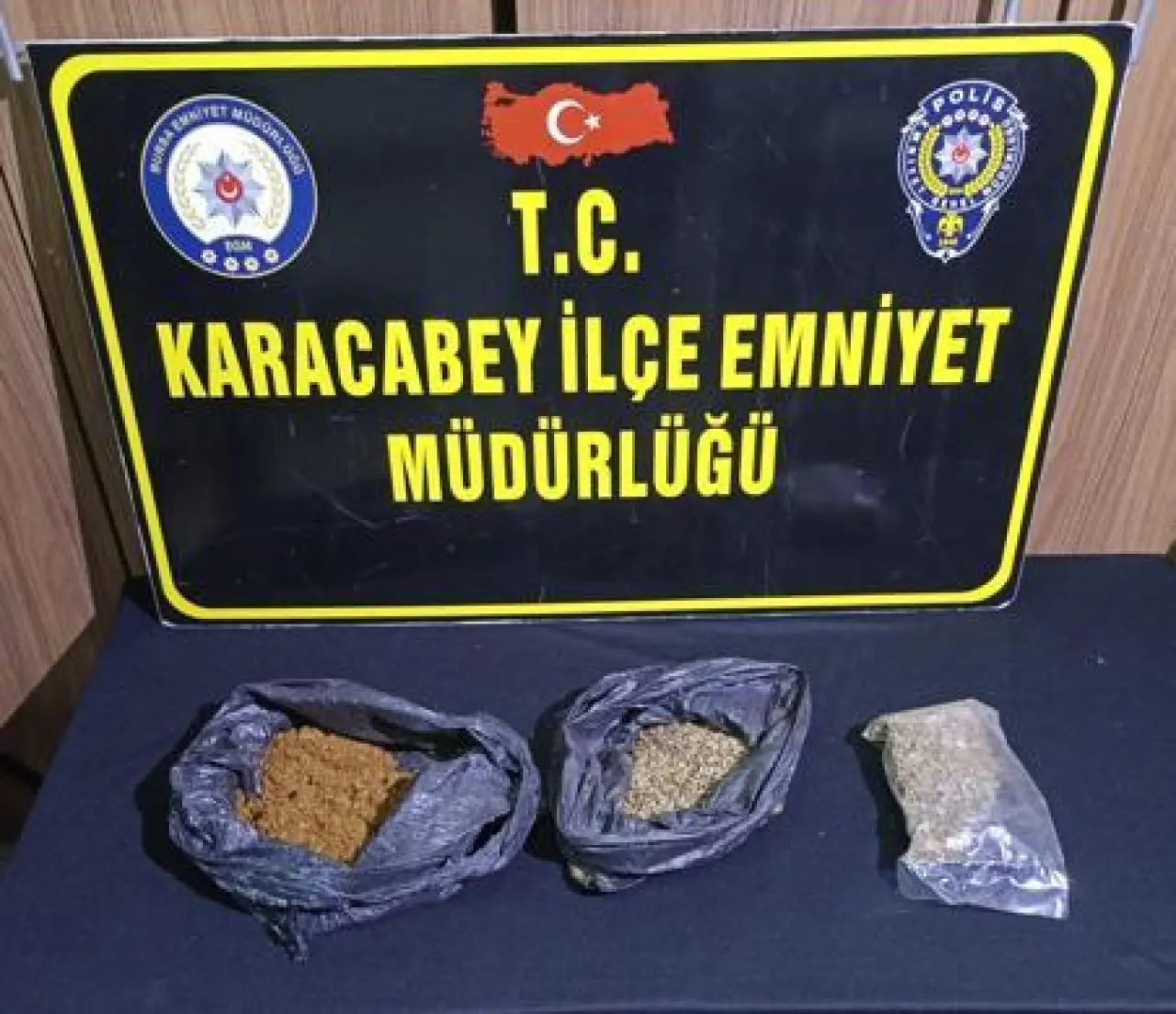 Cezaevinde suçu kabul etti, evinde uyuşturucu bulunan sevgilisi serbest kaldı