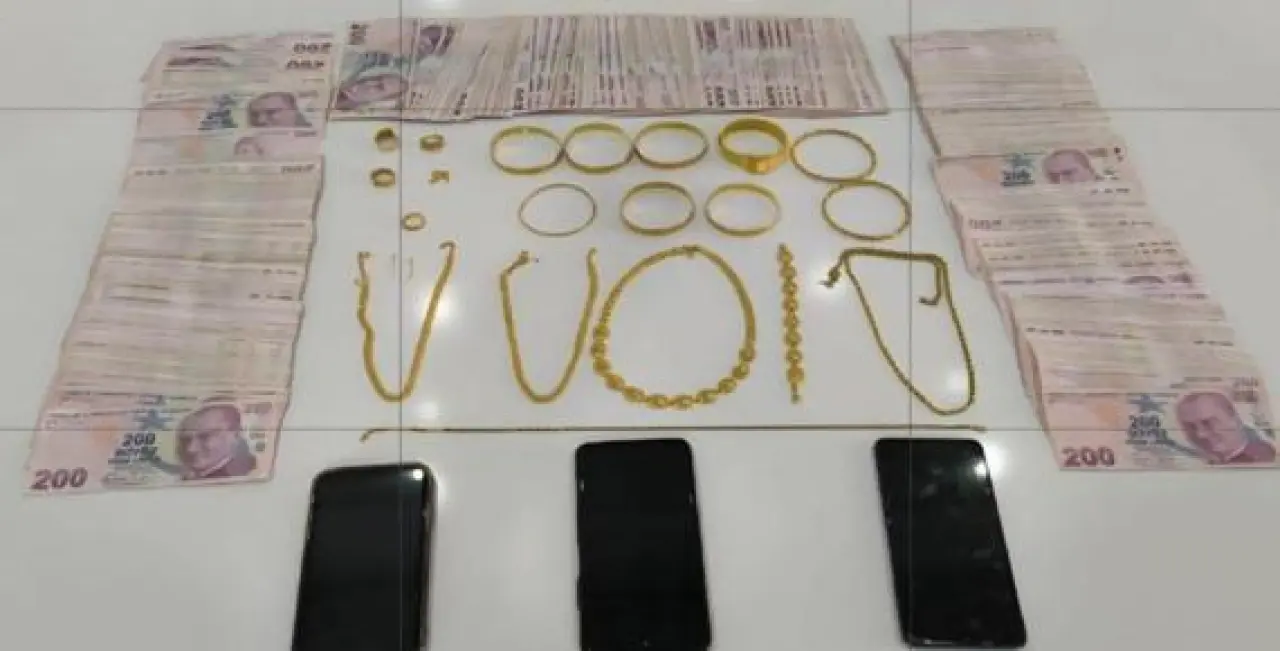 Mersin’de dolandırıcılık operasyonu: 4 gözaltı