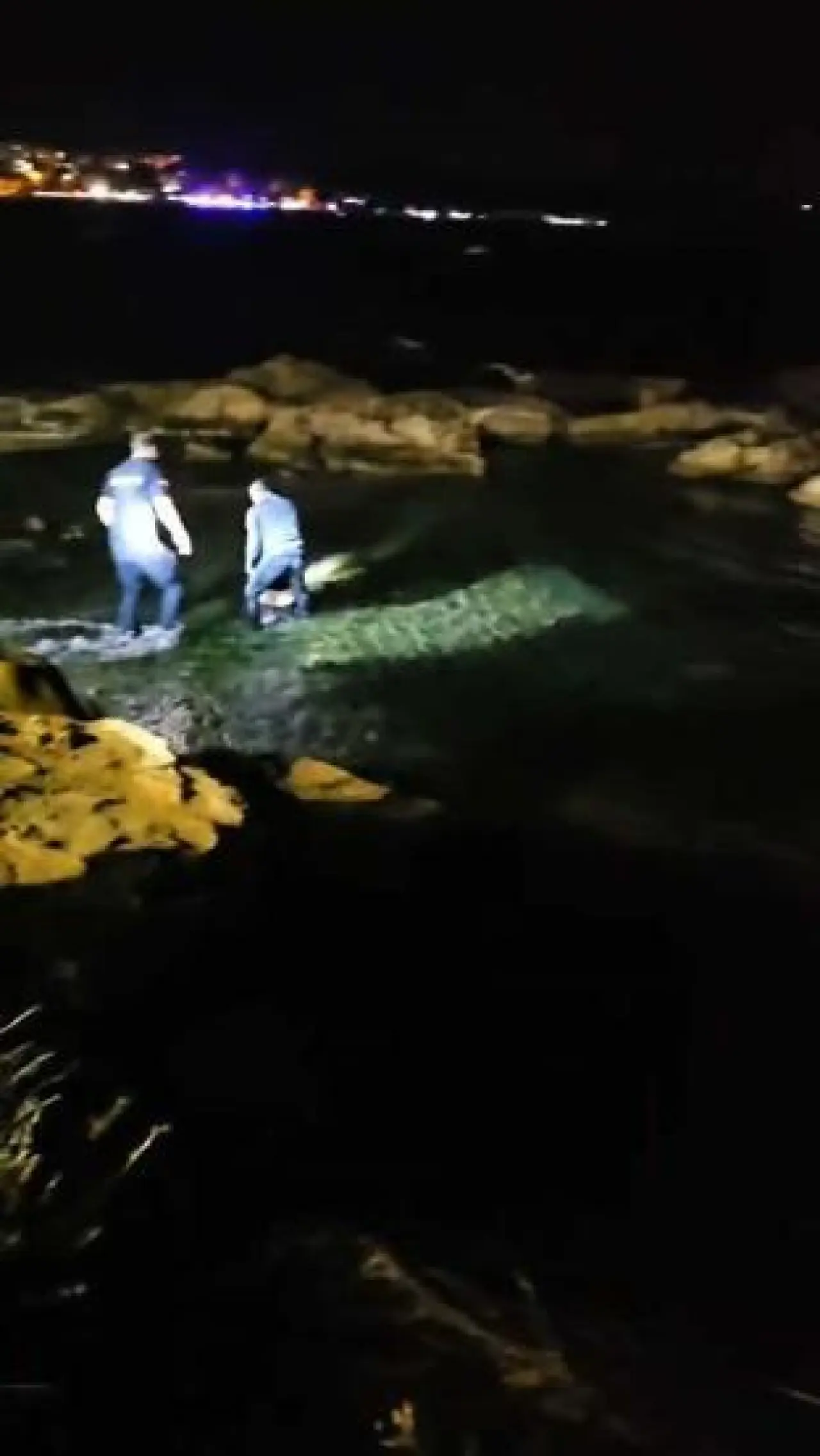 Çanakkale’de denize düşen arkadaşını kurtarmak isterken boğuldu