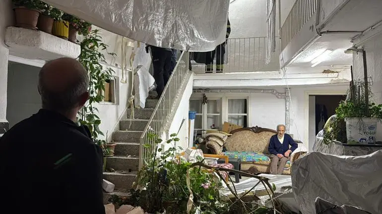 Evde çakmak gazı patladı: 3 yaralı