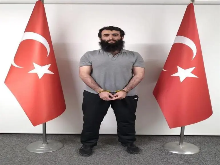 MİTten Suriyede operasyon; 10 DEAŞlı Türkiyeye getirildi