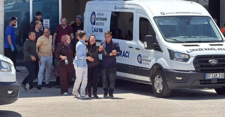 7 aylık hamile hemşire Esra, evinde ölü bulundu