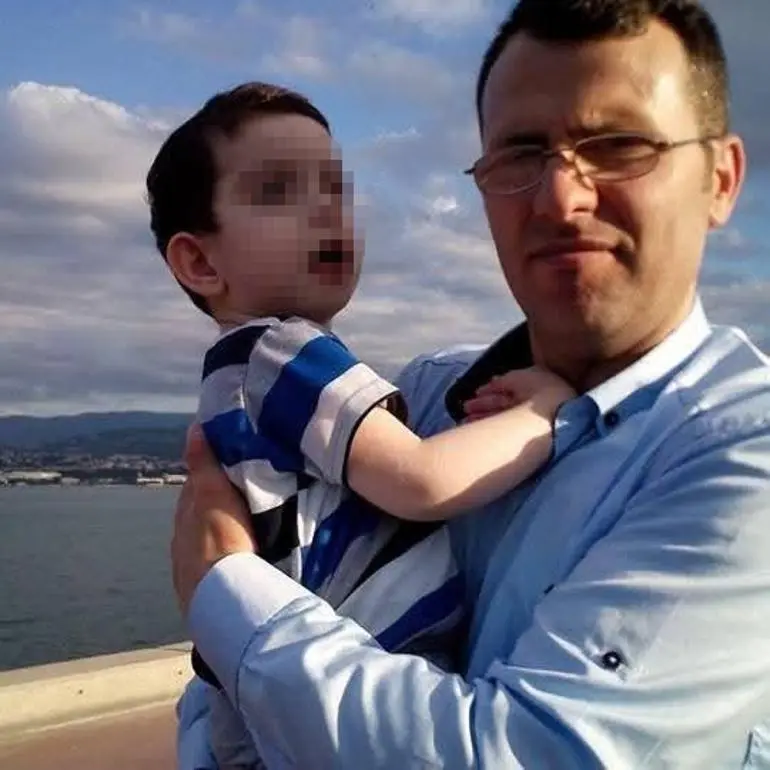 Baba evde ölü bulundu, SMA’lı oğlunun bağlı olduğu cihazın da fişinin çekili olduğu belirlendi