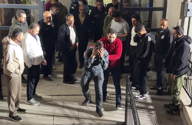 Dairede çıkan yangında diyaliz hastası engelli kadın hayatını kaybetti
