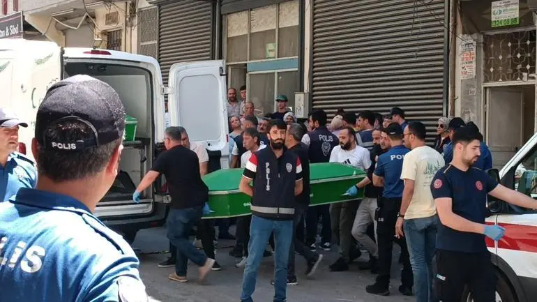 Cezaevinden izinli çıktı, eski eşini öldürüp yaşamına son verdi
